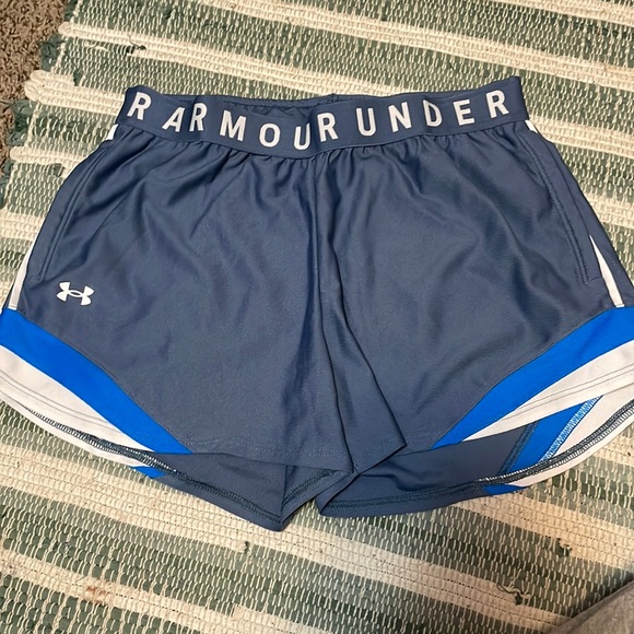 Small Under Armour Athletic Shorts - Picture 2 of 3